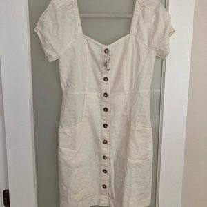 New With Tags: Madewell linen/cotton off white button up dress, size 6